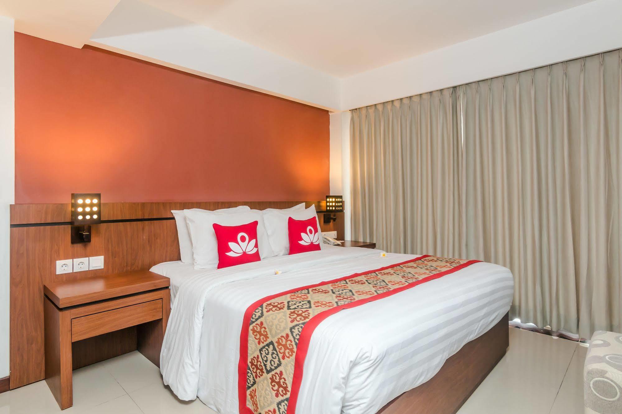 Zen Rooms Seminyak Pangkung Sari المظهر الخارجي الصورة